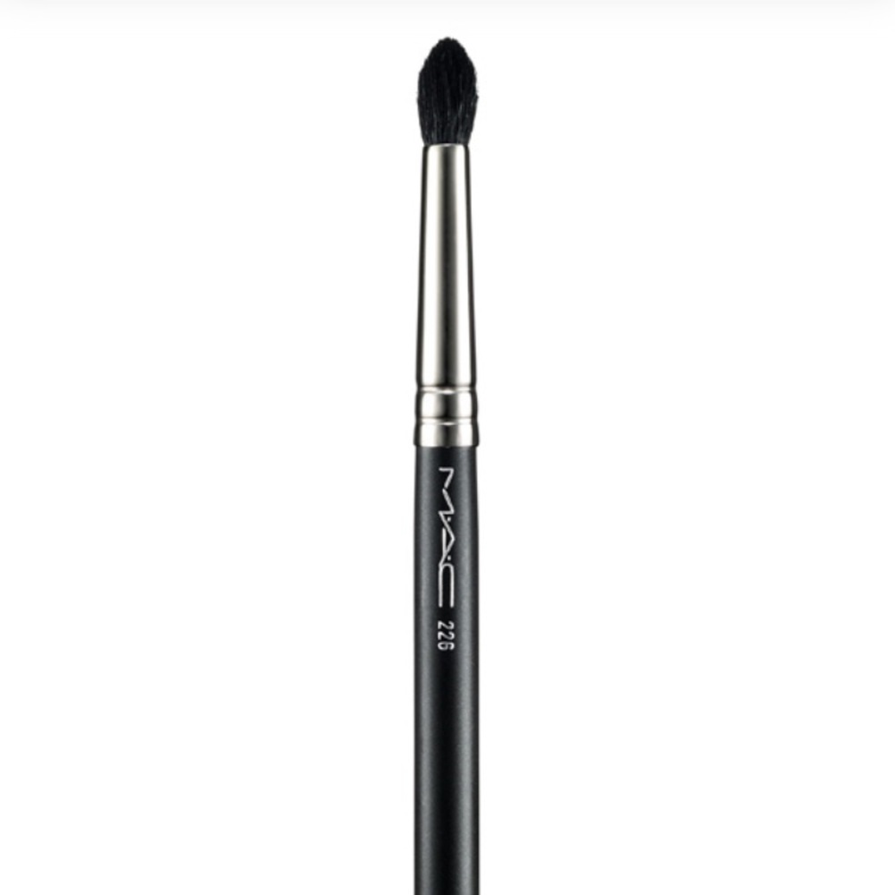 MAC Cosmetics 226 Brush